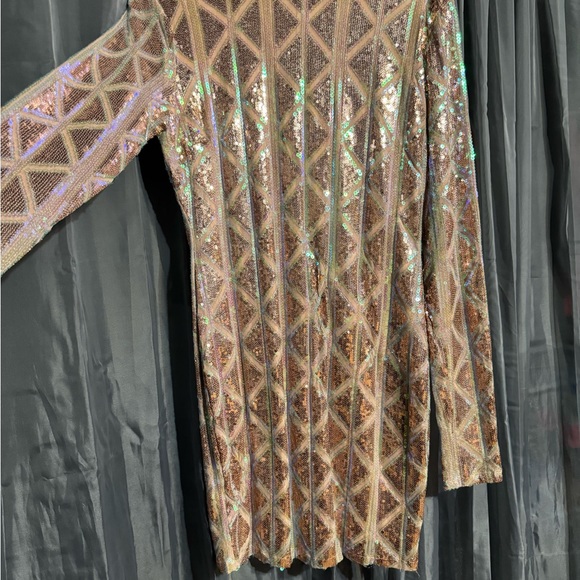 Sequin mini dress. - Picture 4 of 5